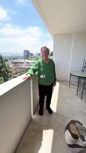 @neilsedakamusic Location: Los Angeles Occupation: American singer  songwriter and pianist