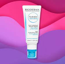 One of the main products in everyone's skincare routine, whether you have sensitive skin or not, is a good moisturizer. 15 Best Moisturizers For Combination Skin 2021