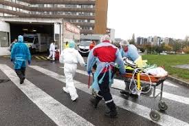 Orari e coprifuoco nessuna deroga sugli orari per la notte di capodanno. Coronavirus In Francia Coprifuoco Alle 18 Da Oggi In Tutto Il Paese Rai News
