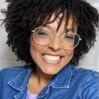 200+ perfis com “De Cosmo”