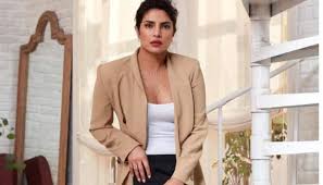 The latest tweets from @priyankachopra Priyanka Chopra Receives A Nasty Comment About Her Eyes Gives A Sassy Reply People News Zee News