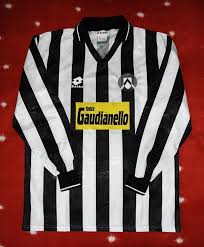 Puma herren fußball trikot auswärtstrikot bvb replica ss, schwarz, gr. Udinese Home Fussball Trikots 1992 1994