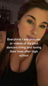 Kali W (@kaliwharton)