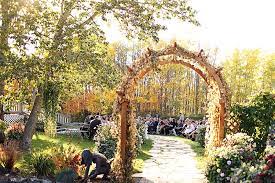 Hasting Lake Gardens Wedding Sherwood Park Canadian Wedding Venues Wedding Venues Lake Garden