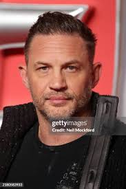 371 Neil Hardy Photos & High Res Pictures