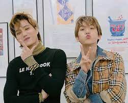 K pop superm baekhyun kai taemin taeyong mark lucas zehn logo name edelstahl armband einstellbar armband fans sammlung,kaufen sie von verkäufern aus china . Kaibaek Byun Baekhyun And Kai Image 6672478 On Favim Com