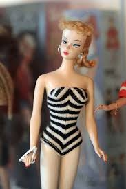 Un prénom connu dans le monde entier. Barbie La Poupee Mattel Dix Choses A Savoir Sur Le Jouet Mythique L Express Styles