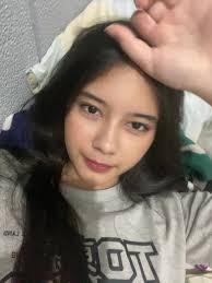 Tatlong Oras na Nagpapacute Sayo: Lyrics at Cute Videos