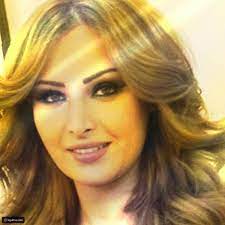 صور الممثلة السورية قمر خلف على انستغرام.. جمال عربي جذاب @layalina |  Beautiful face, Beautiful, Face