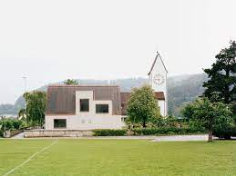 wurenlos ist eine knapp 6 000 einwohner zahlende gemeinde in aargau nahe der grenze zum nachbarkanton zurich die dortige evangeli gemeinde haus kirchen