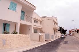 Casa la ciura si trova nel centro di punta secca, a ridosso della famosa casa di montalbano. Case Vacanze Jenny Vacanze Relax A Puntasecca Nelle Villette Di Jenny