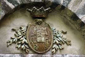 Castle Burg Eltz It Is Still Owned By A Branch Of The Same Family That Lived There In The 12th Century Burg Eltz Castle Germany Castles Fantasy Castle
