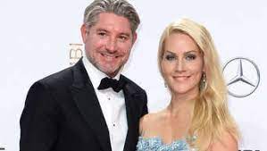 „ja, das war ein abend mit einer freundin, das war echt schön judith rakers freund. Tagesschau Foto Von Judith Rakers Ungeschminkt Aufgetaucht Fans Begeistert Fanbase
