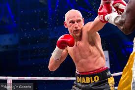 Krzysztof włodarczyk po raz ostatni boksował w listopadzie ubiegłego roku, pokonując na punkty taylora mabikę. Krzysztof Wlodarczyk Trafil Do Wiezienia Zlamal Sadowy Zakaz