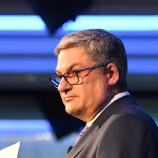 CSIRO boss Larry Marshall says scientists hate asking for money, but make  great CEOs in his new book Invention to Innovation