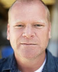 THE HOLMES SPOT: Mike Holmes Bio