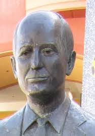 Ernest Walter's Instagram, Twitter & Facebook