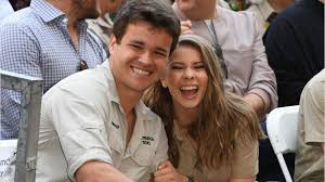 The countdown to bindi irwin's due date is officially on. Das1cnbiwijsam