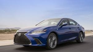 Lexus design philosophy continues to be an acquired taste. 2019 Lexus Es 350 Gets 550 Price Increase Starts At 39 500