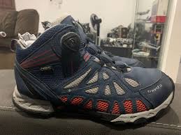 Cari barangan untuk dijual, di jual atau bidaan dari penjual/pembekal kita. Kasut Hiking Sports Athletic Sports Clothing On Carousell