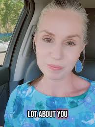 ⸙H𝕠𝕝𝕝𝕚𝕖⸙ (@holliezstyle)’s videos with original sound