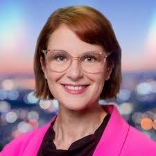 Heidi Schuler's Instagram, Twitter & Facebook