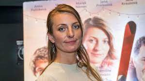 Dcera herce bolka polívky a herečky evelyny steimarové. Anna Polivkova Najde Toho Praveho Ve Vztazich Se Herecce Moc Nedari Sip
