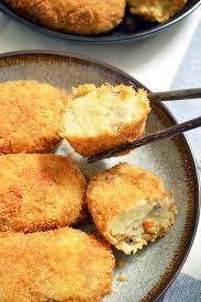 All three versions are equally delicious, so feel free to switch around to create a variety of croquettes. Beef Croquettes Jaja Bakes Jajabakes Com