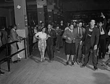 Which smooth, virtuosic dance style was developed in the late 1920s at the savoy ballroom in new york city? Savoy Ballroom Chicago Wikipedia