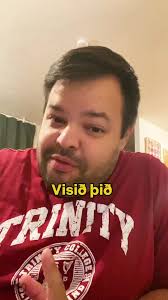 Krakkar það er spænsku tími, æfið þetta samtal í tveggja manna hópa og ég  fer á milli hópa og heyri ykkur tala 😂😂😂 #spænska #íslenska  #spænskukennari #spænskutimi #español #ostur #queso