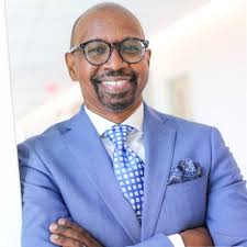 Thank you Scott Perryman my Loma Linda University Children's Health  colleague for joining together to show our support for the COVID-19  vaccine.