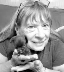 LECINDA (CINDY) LAWRENCE