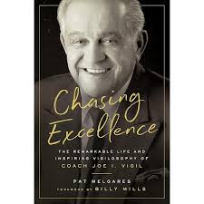 The Queen of What Remains (Decades): Pacini, Brian: 9781732978614:  Amazon.com: Books