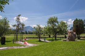 Mehr daten und analysen gibt es hier: Minigolf Hotel Gasthof Neuwirt