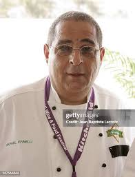 21 Photos & High Res Pictures