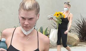 Charlotte mckinney (born august 6, 1993) is an actress, sportsperson and model who played julia in the baywatch film. Charlotte Mckinney Shows Off Toned Curves As She Picks Up Sunflowers At Farmers Market After Yoga Daily Mail Online