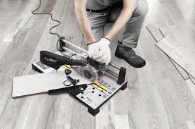 Learn how to lay laminate flooring with this guide from bunnings warehouse. Florcraft Portable 5 Flooring Saw At Menards