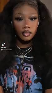 Follow my new Tiktok @mariah.worlds #fyp #DoritosTriangleTryout