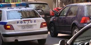 Δράστης του στυγερού εγκλήματος ένας 49χρονος που στη συνέχεια επιχείρησε να αυτοκτονήσει. Eynzv0pnorgbom