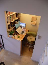 Oggi ti parlo del mio progetto per creare l'angolo studio in casa. Angolo Studio Per Casa