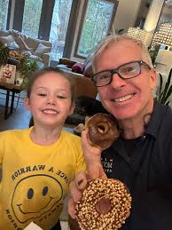 Hi all! I just wanted to introduce myself and share a photo I took. My  youngest grandbaby. She loves Nanas esketty( As she says.😋❤️