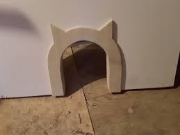 Trou En Forme De Chat Dans Une Porte Pour Permettre Au Chat D Avoir Acces