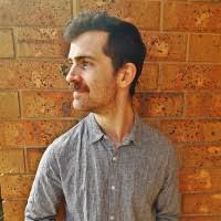 50+ perfiles de «Larkin»