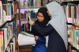 The law is practiced in this country are as customary law, common law and islamic law. Puu Bi Ptsl