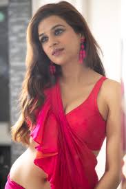 Shraddha Das Hot Pics In Pink Saree picshitz com