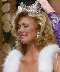 Susan Akin's Instagram, Twitter & Facebook