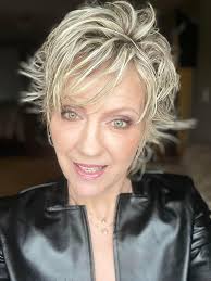 Watkins' premium-grade black pepper with high essential oil content