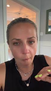 Dollar Store Mascara?! Mascara that costs only 1 DOLLAR?! I was surprised  by the result...what do you think? Would you try it? • • •  @lacolorscosmetics #beauty #mascara #makeup #30mascaras