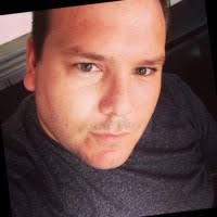 100+ "Stephen Lunn" profiles