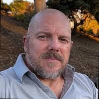 Shane Derr's Instagram, Twitter & Facebook